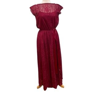 Vntg 70’s sleeveless burgundy floral lace midi dress size 4/6